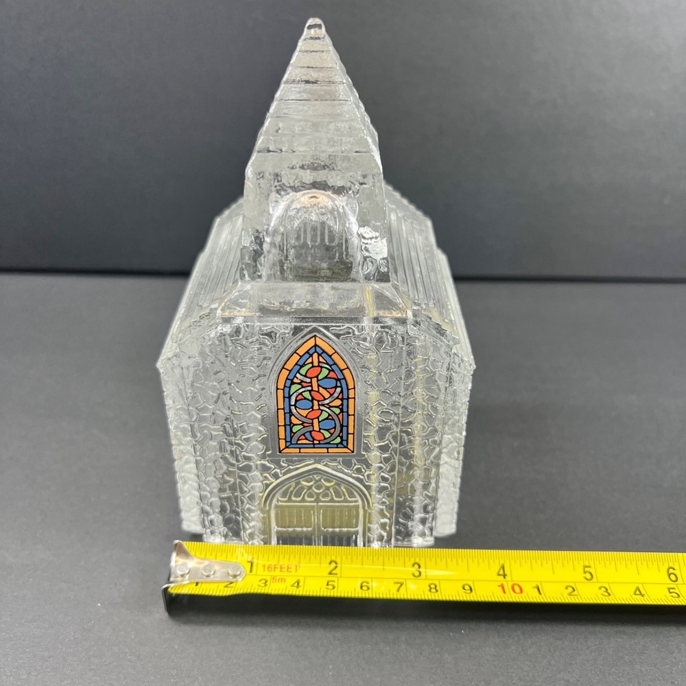 Vintage 1992 Avon Silent Night Church Figurine w/ Stained Glass Window Decal - Picture 8 of 9